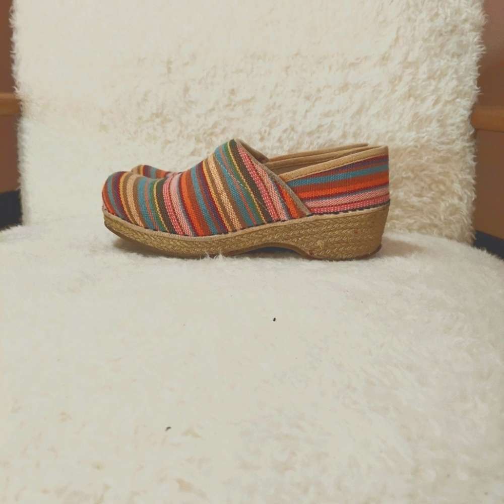 Clogs